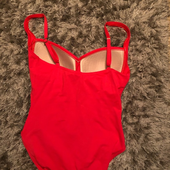 Swimsuit - Picture 5 of 6